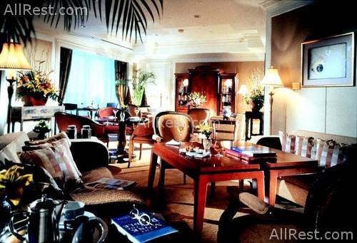 Swissotel The Stamford Singapore 11